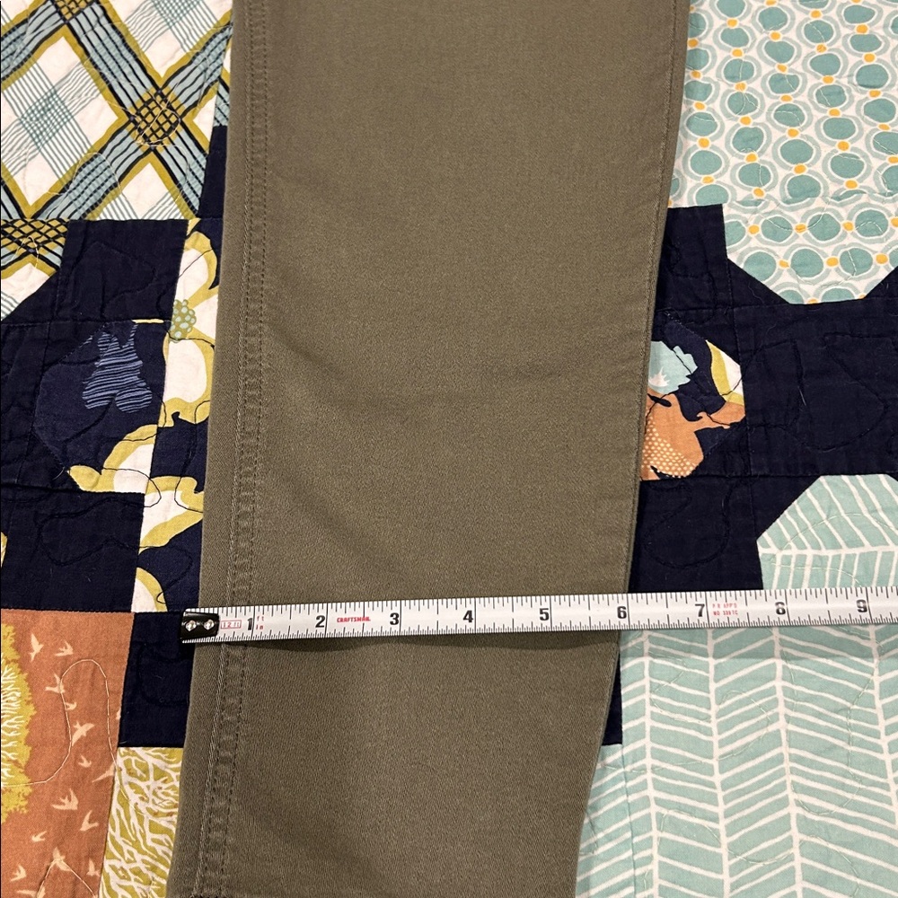 Democracy Green Gray Ab technology straight leg jeans - Picture 8 of 9